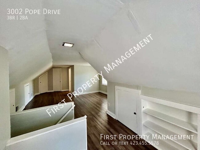Building Photo - 3002 Pope Dr