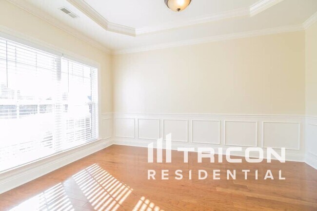 Building Photo - 1513 Barnsley Dr