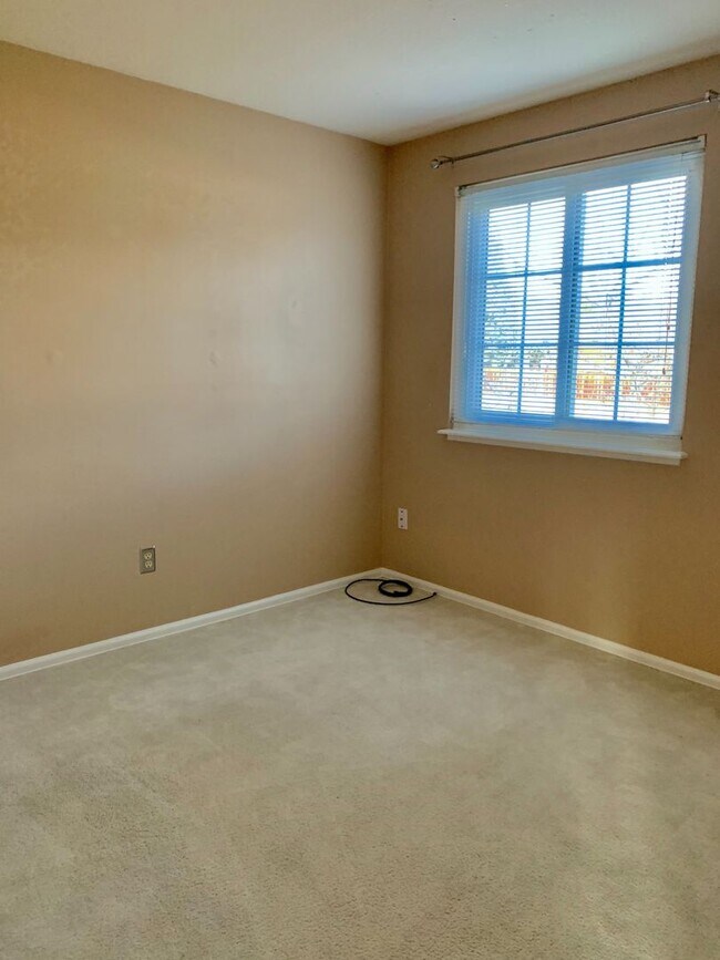 Building Photo - Old Town Louisville Home for Lease near Coal Creek Trails!