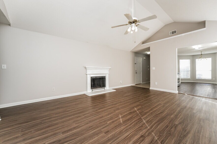 Building Photo - 6626 Browns Mill Ferry Dr