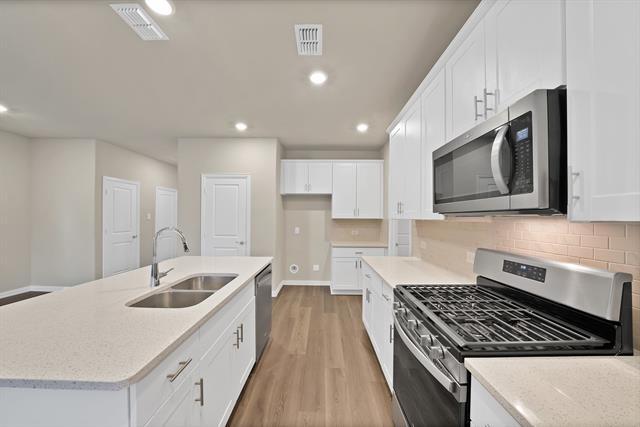 Building Photo - 505 Cottage Wood Dr