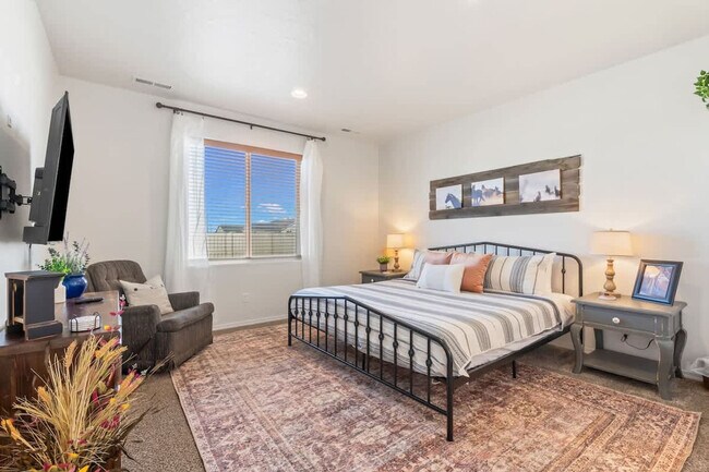 Building Photo - 3806 Winged Dove St