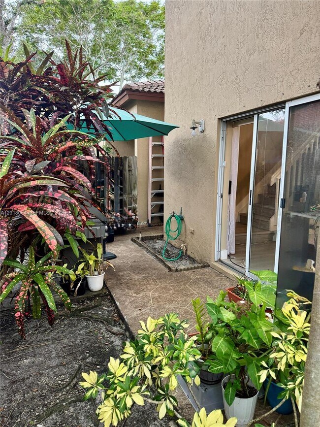 Building Photo - 16213 Emerald Cove Rd