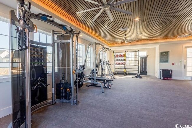 Building Photo - 8840 Henry Rd