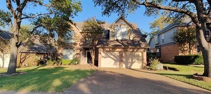 Building Photo - 6800 Burr Oak Dr