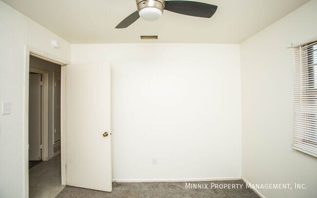 Building Photo - 4628 Kemper St