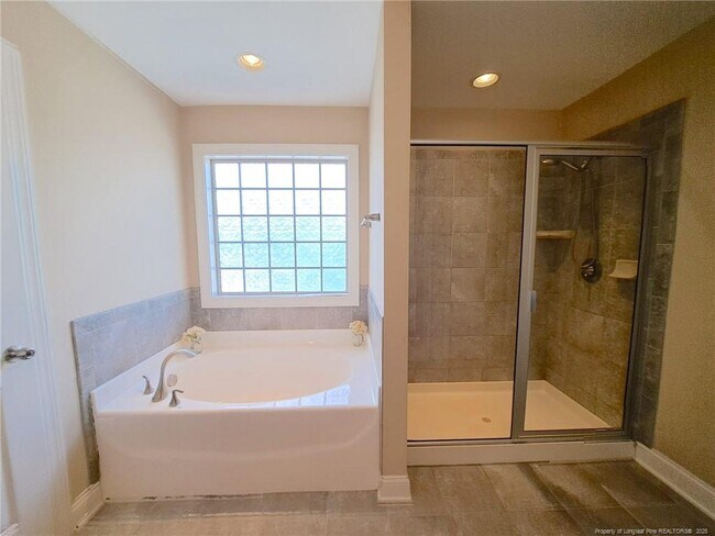 Building Photo - 30 Appomattox Dr