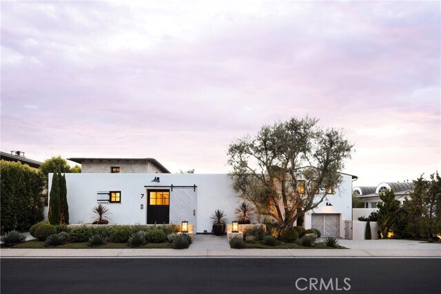 Building Photo - 7 Seabreeze Terrace