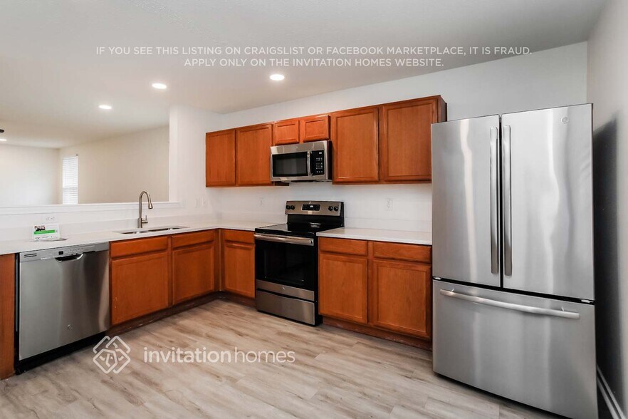 Building Photo - 1104 Scenic Hills Dr