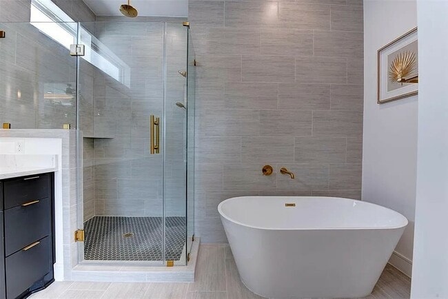 Building Photo - 7120 Gary St