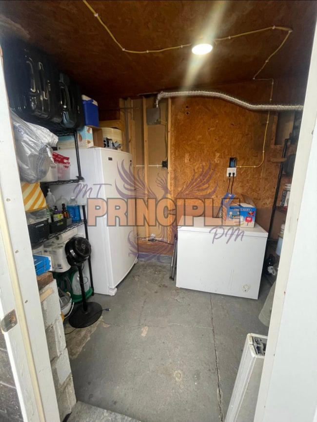 Building Photo - Adorable 3 bed house in great family frien...
