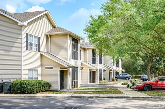 Building Photo - Water's Edge Apartment Homes