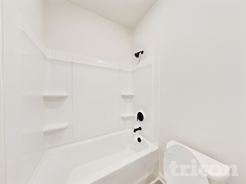 Building Photo - 89 Neuse Holw Ct