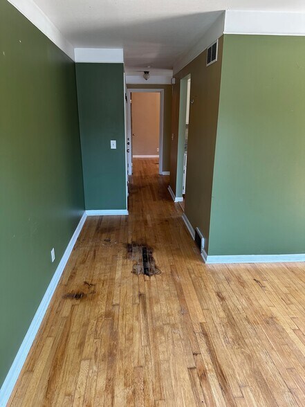 Building Photo - 3344 Buell St