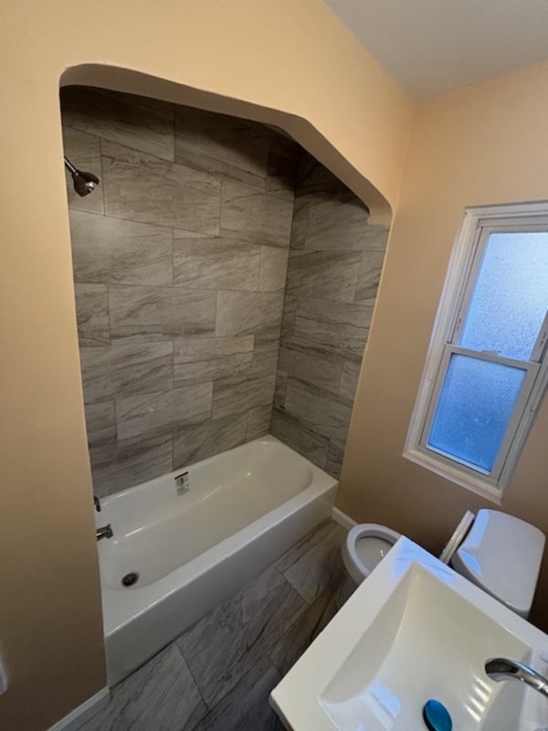 Building Photo - 14127 Winthrop St