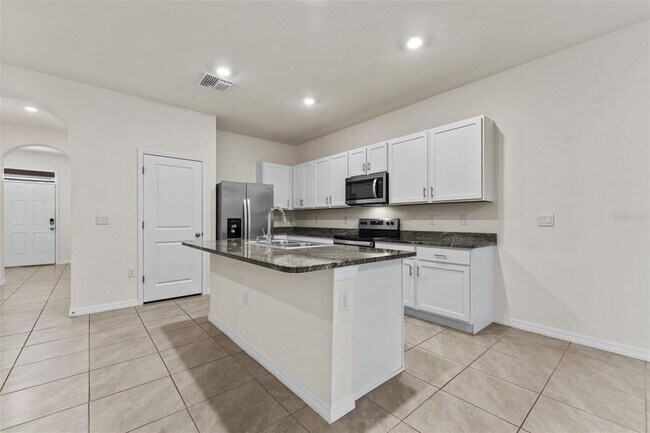 Building Photo - 2893 Suncoast Plains Dr