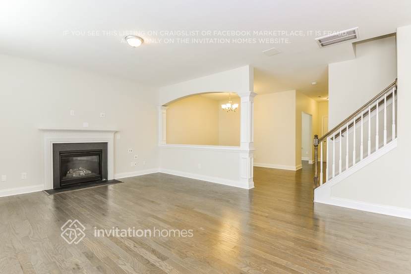 Building Photo - 91 Flowers Crest Way