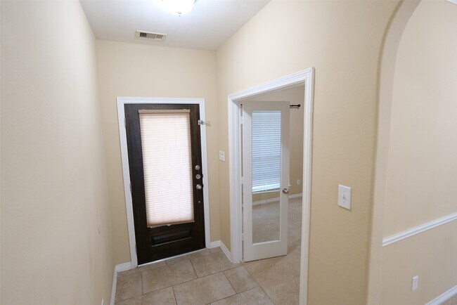 Building Photo - 27131 Danbridge Gulch Ln