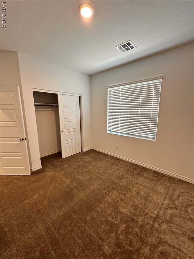Building Photo - 4487 Sawyer Rdg St