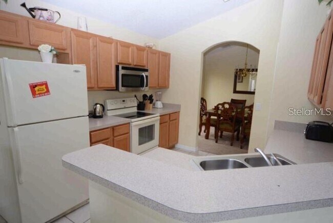 Building Photo - 137 Rosso Dr