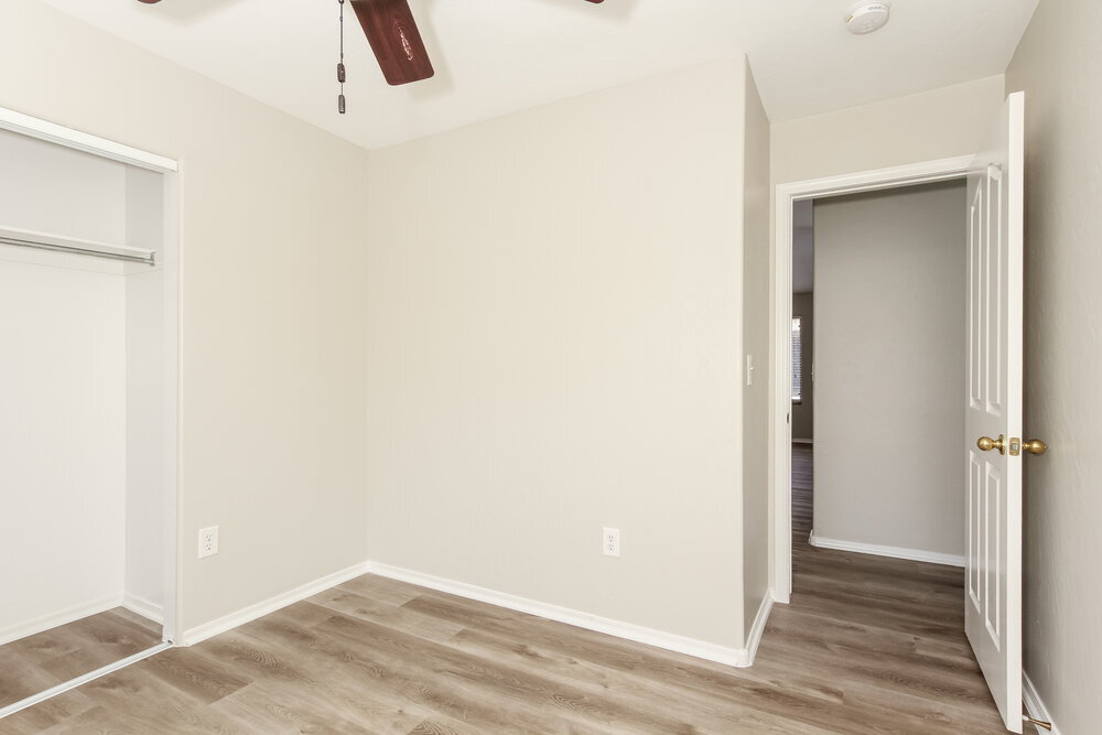 Building Photo - 305 N Abalone Dr