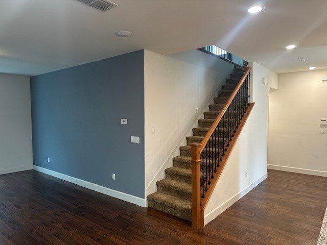 Building Photo - Welcome to this inviting 3-bedroom, 3-bath home located in a desirable Riverbank neighborhood