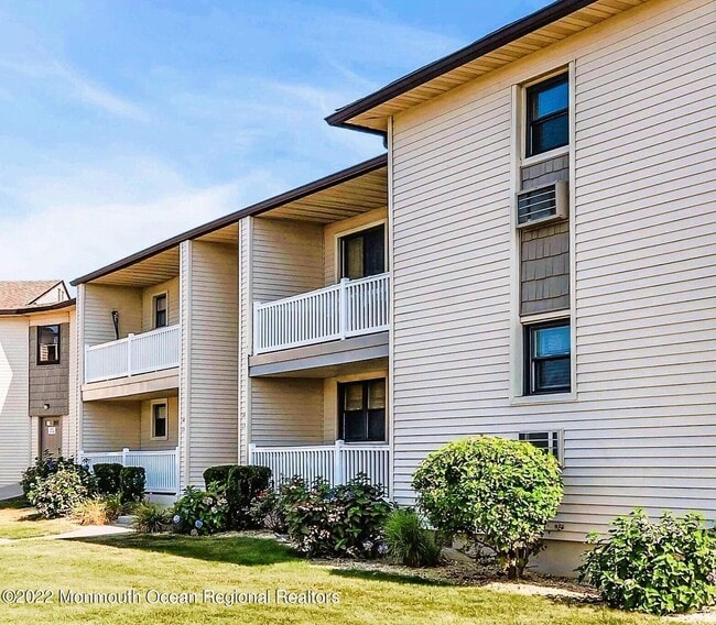 Building Photo - 113 Wharfside Dr