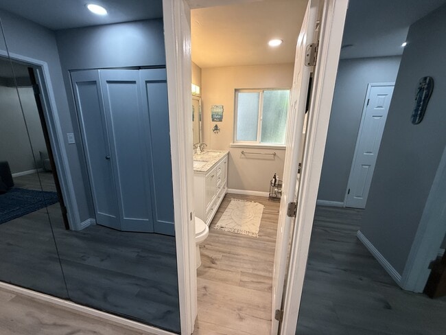 Building Photo - 1174 E Ocean Blvd