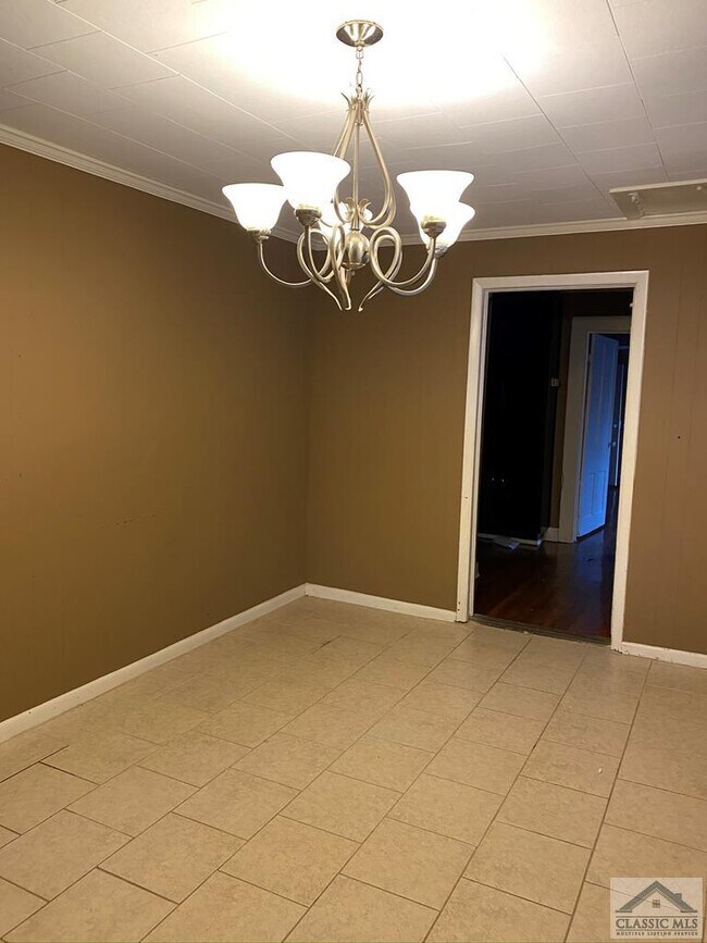 Building Photo - 5500 Price Mill Rd