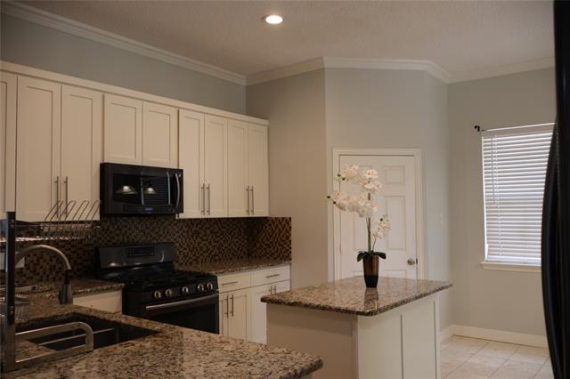 Building Photo - 2337 San Gabriel Dr
