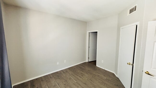 Building Photo - 2171 Hussium Hills St