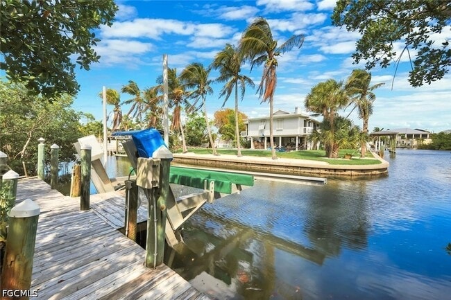 Building Photo - 21580 Indian Bayou Dr