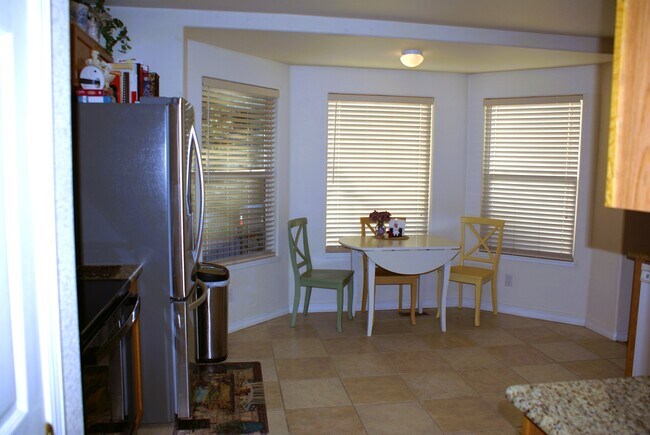 Building Photo - 3245 Chestnut Glen Ln