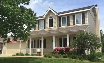 Building Photo - 4412 W 24th Pl