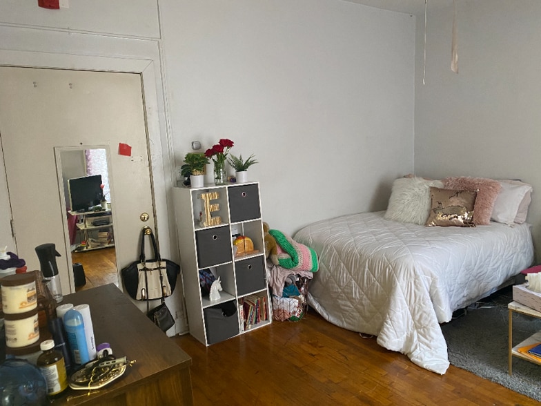 Building Photo - 3409 Powelton Ave