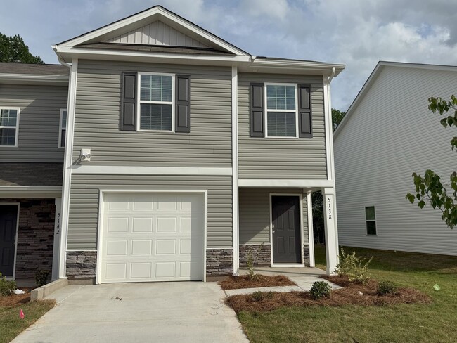 Building Photo - Brand New 4BR home in Great location!