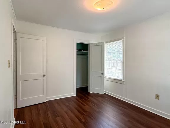 Building Photo - 213 Lindale St