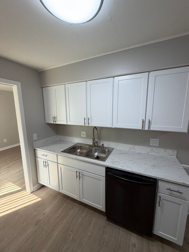 Building Photo - 601 Woodingham Dr