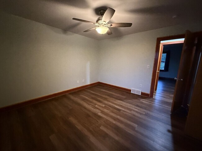 Building Photo - 7276 Tiger Dr