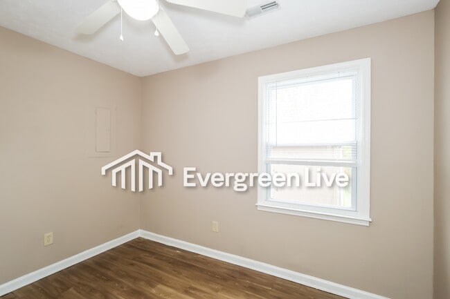 Building Photo - 2974 Jennifer Ct