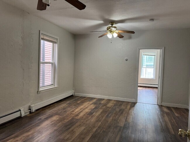 Building Photo - 230 Havre St