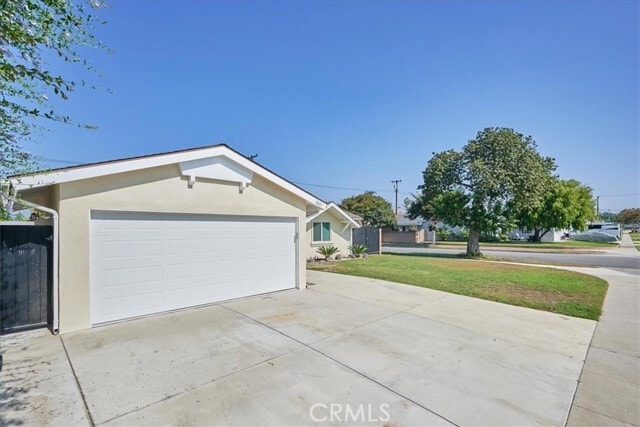 Building Photo - 6881 Belgrave Ave