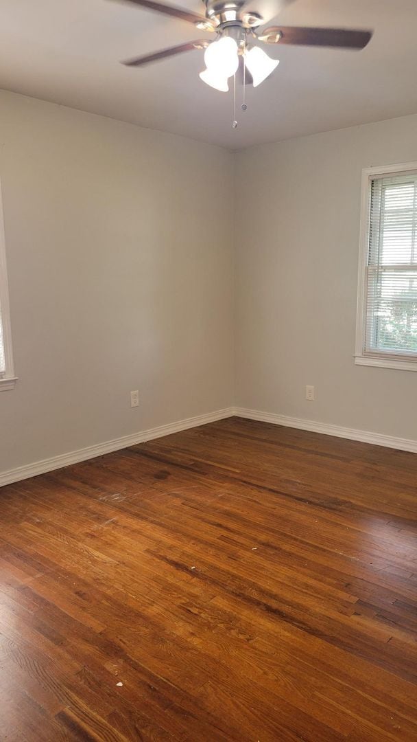 Building Photo - PRE-LEASE!! Beautiful 3 Bedroom/ 1.5 bath