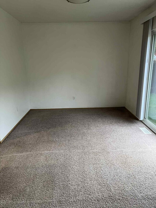 Building Photo - 2966 Sprague St