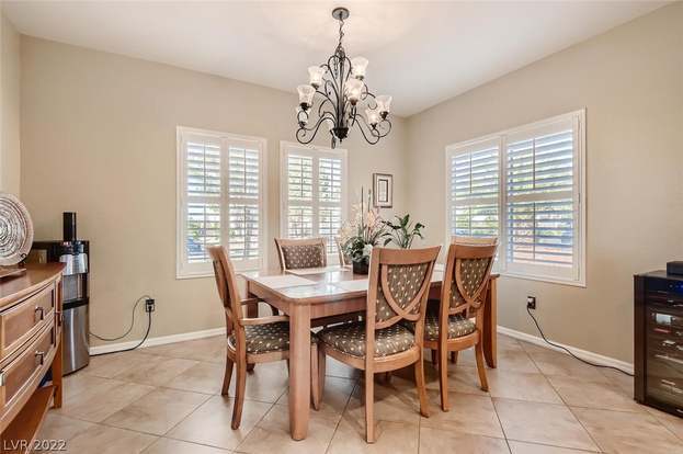 Building Photo - 2249 Canyonville Dr