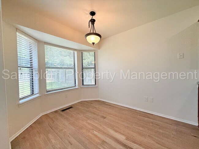 Building Photo - FOR LEASE | Broken Arrow - Union Schools | Available Now!