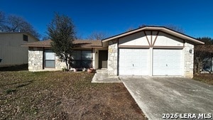 Building Photo - 939 Hayloft Ln