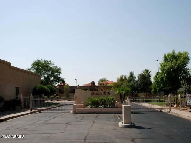 Building Photo - 9511 N 106th Pl