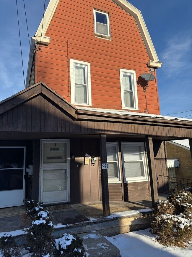 Building Photo - 847 Flemington St