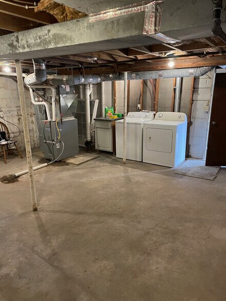 Basement/Laundry/Door to Garage - 611 S Main St